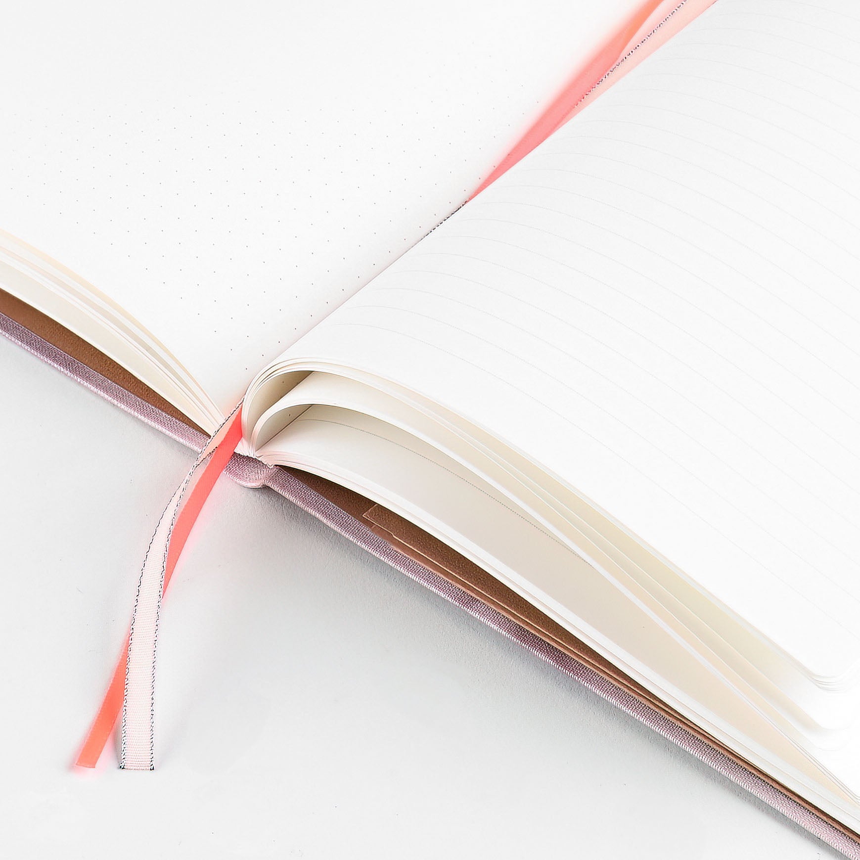 Tinne + Mia Fleur De Brume Linen Notebook Lined/Dot Grid