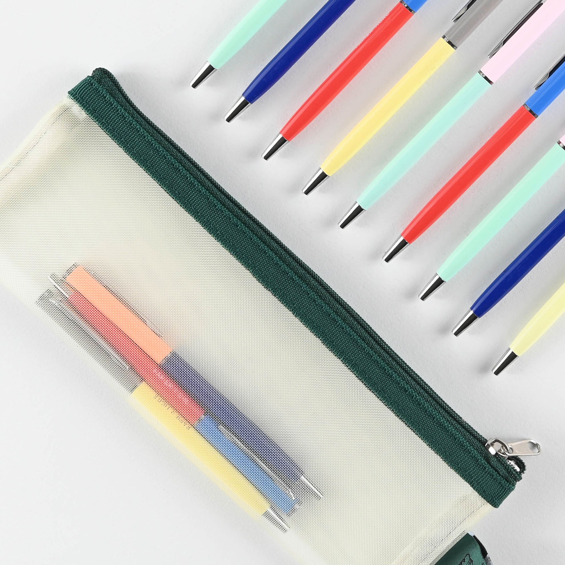 Papier Tigre Mesh Pencil Case Cream 